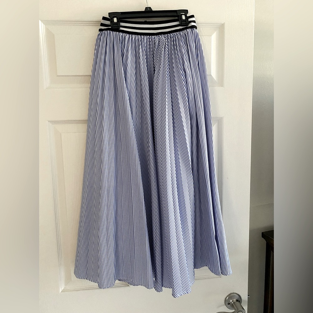 Blue-white striped pleaded skirt Size S/M